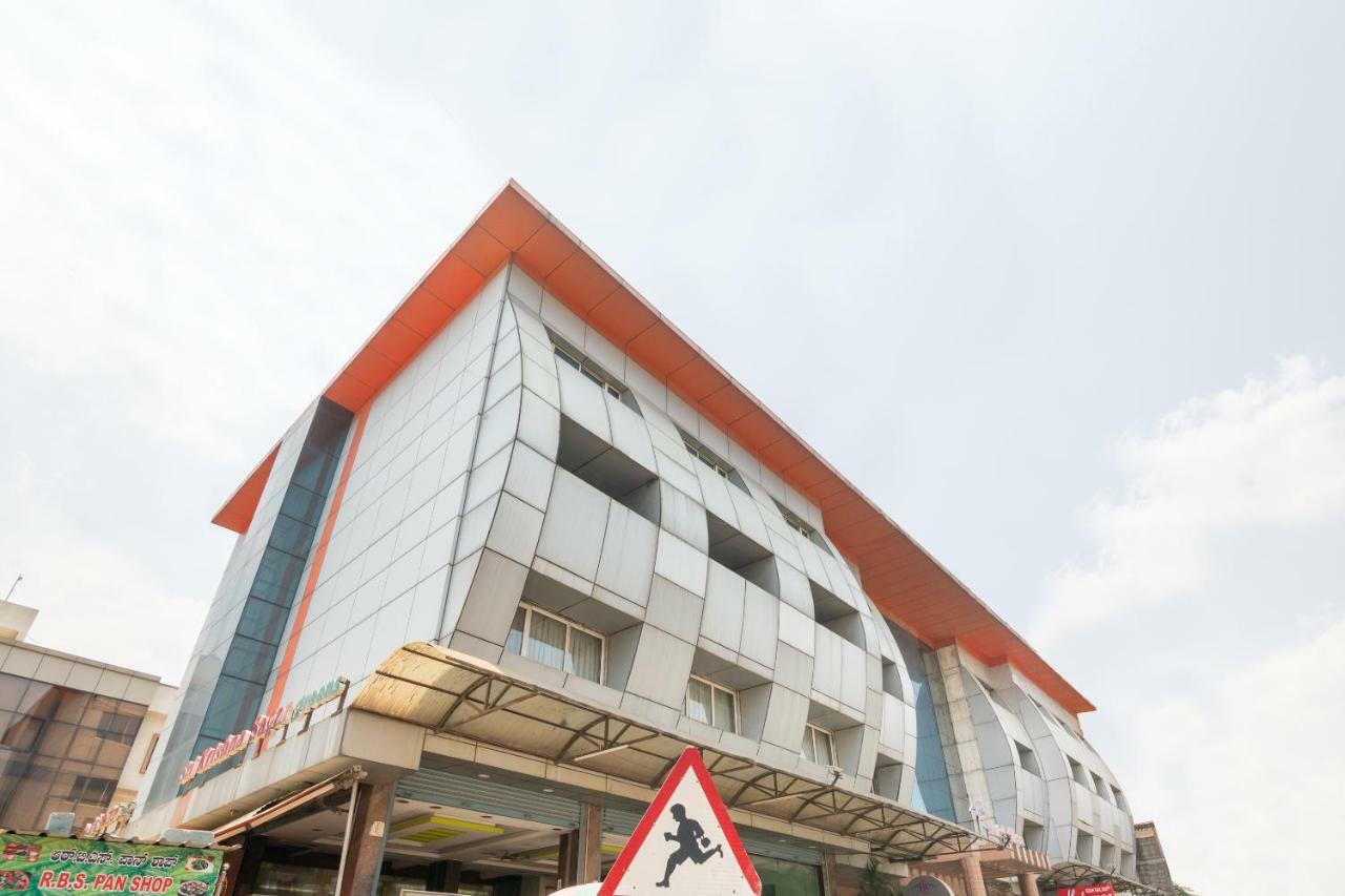 Capital O 14972 Hotel Ekaa Bangalore Exterior foto